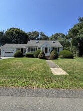 14 White Rd