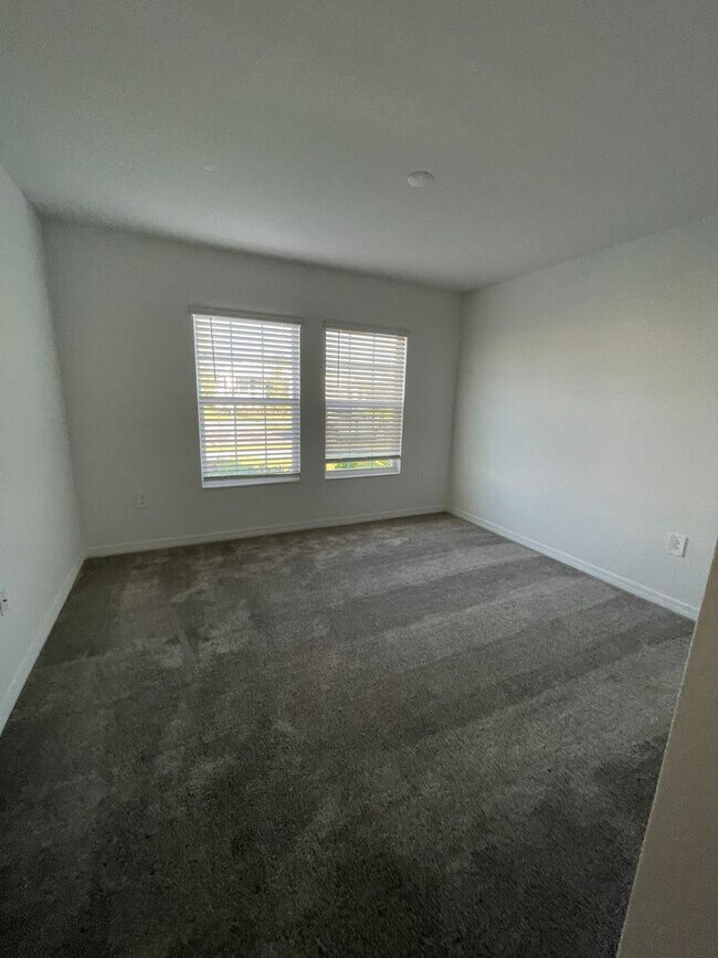 BEAUTIFUL BRAND NEW 2022 Home in the new S... - BEAUTIFUL BRAND NEW 2022 Home in the new S...