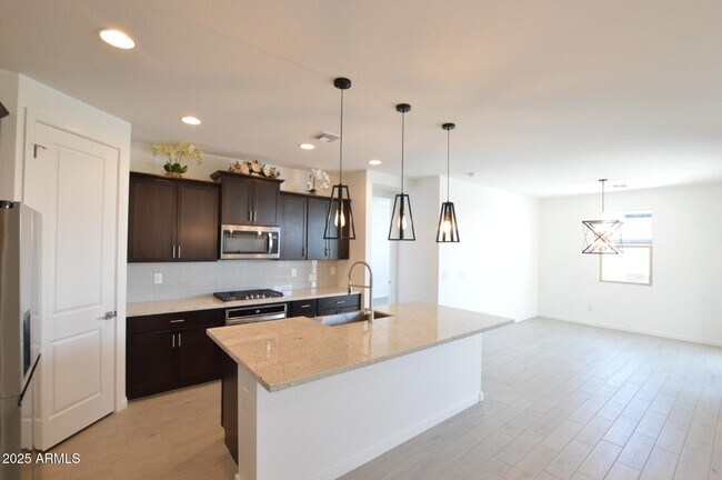 Foto del edificio - 4316 Suncup Dr