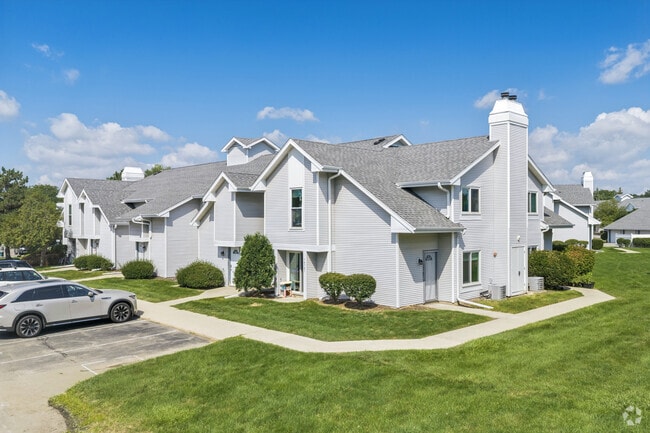 Building Photo - Hidden Creek Apartments