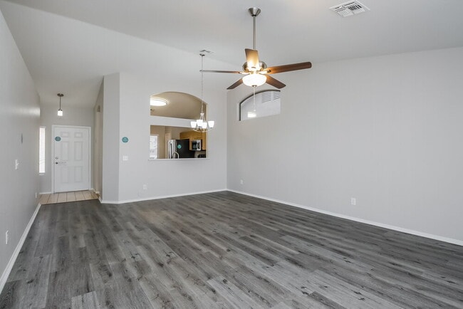 Building Photo - 8711 N 112th Ave