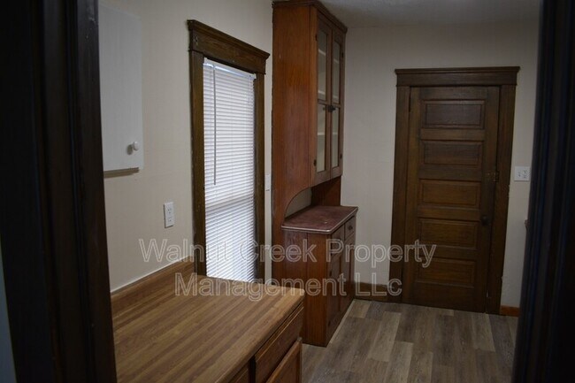 Foto del edificio - 1309 Middle Ave