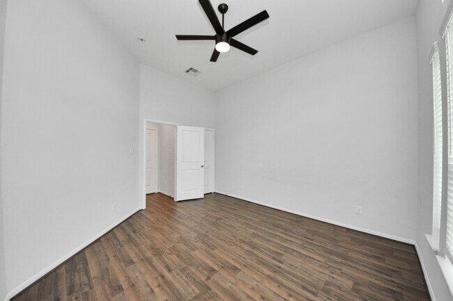 Foto del edificio - 2326 Kelson Cove Dr
