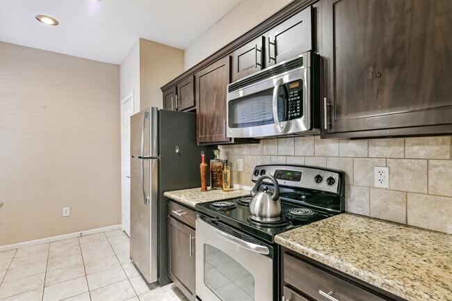 Foto del edificio - 2255 Braeswood Park Dr