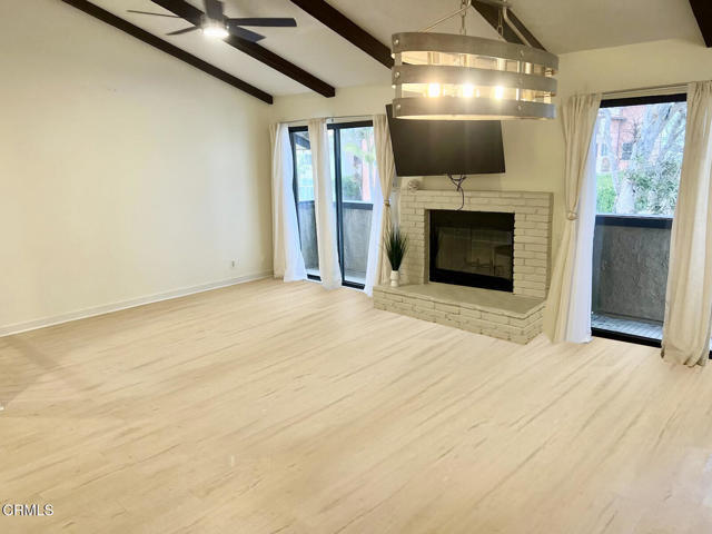 Foto del edificio - 5300 Driftwood St