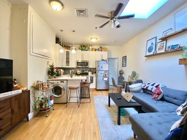 Building Photo - 243 Northampton St