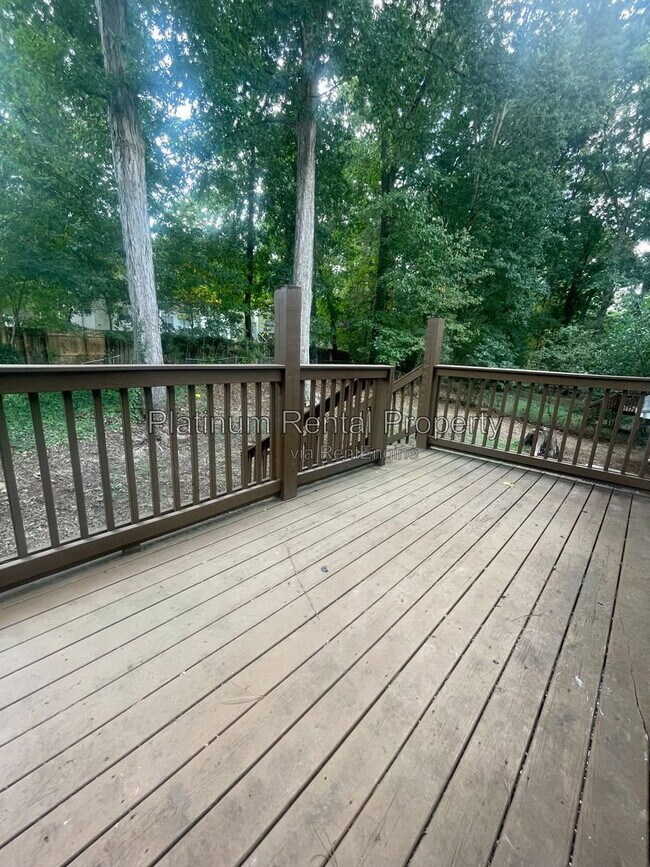 Foto del edificio - 4819 Lost Colony Ct