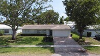 Foto principal - 4900 Cleveland St
