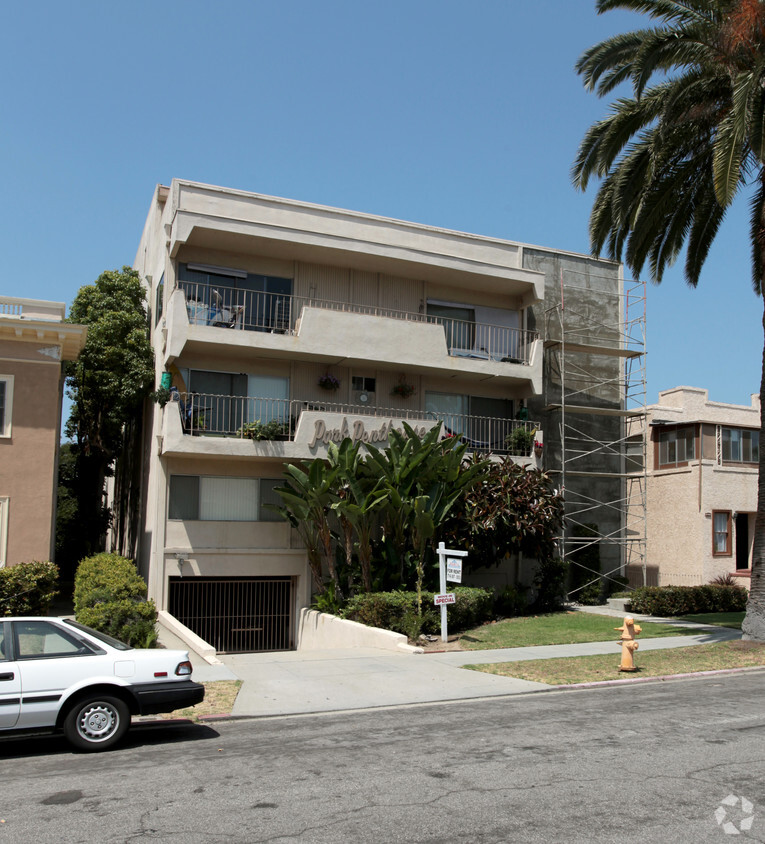 Building Photo - Park Penthouse