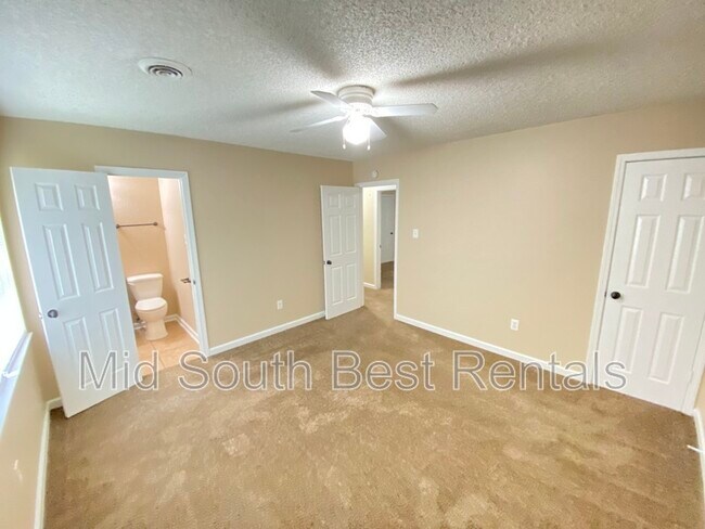 Foto del edificio - 4161 Hallview Dr (Raleigh)