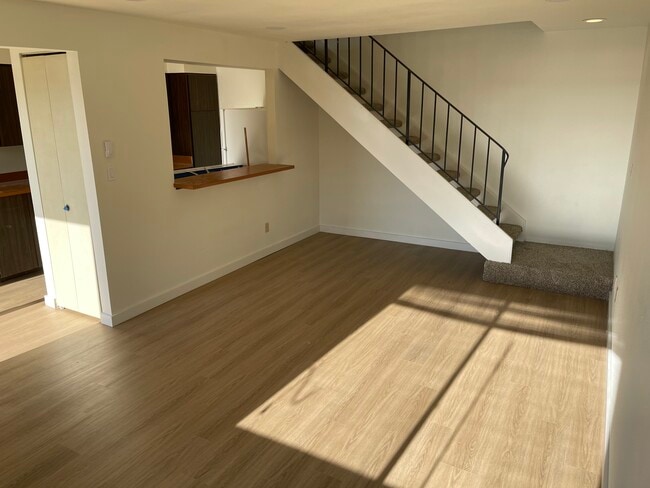 New flooring throughout - 827 Water St
