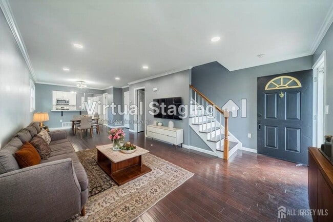 Building Photo - 846 Voorhees Ave