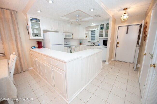 Foto del edificio - 230 Cape Shores Cir