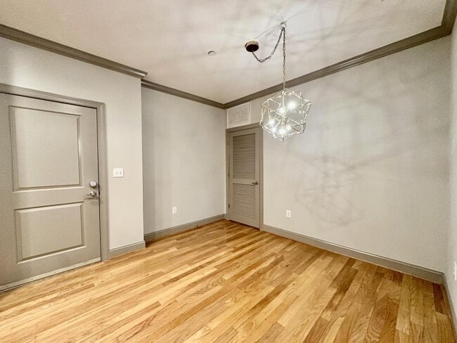 Foto del edificio - 518 Clarice Ave