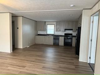 Foto del edificio - 355 Raven Ln