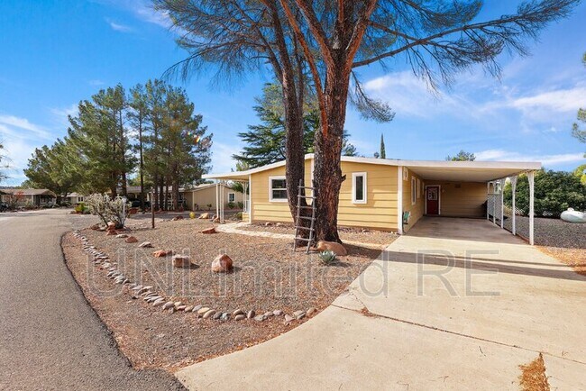 Building Photo - 15 Cochise Way
