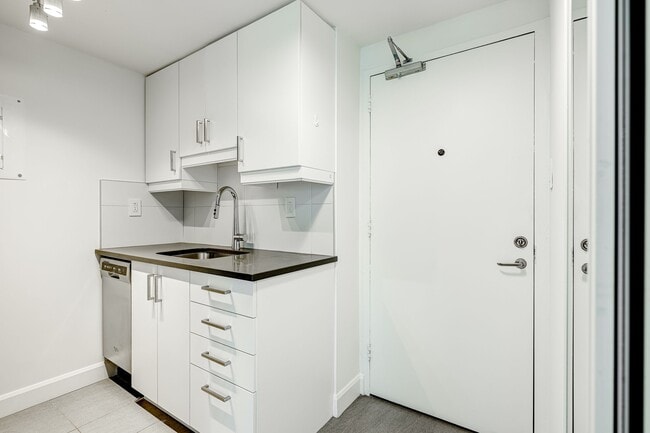 Photo du bâtiment - 3455 Rue Aylmer