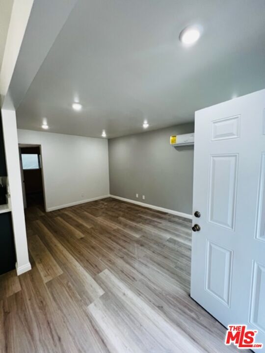 Foto del edificio - 4327 Lankershim Blvd