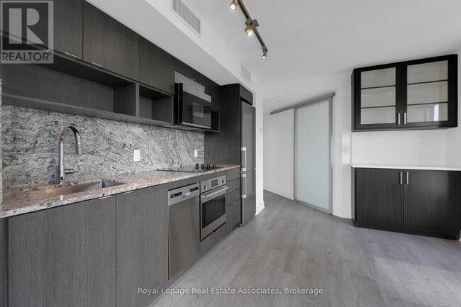 Building Photo - 9 Mabelle Ave