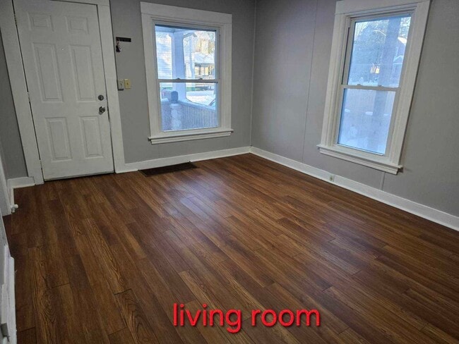 Building Photo - 1332 Poplar Pl