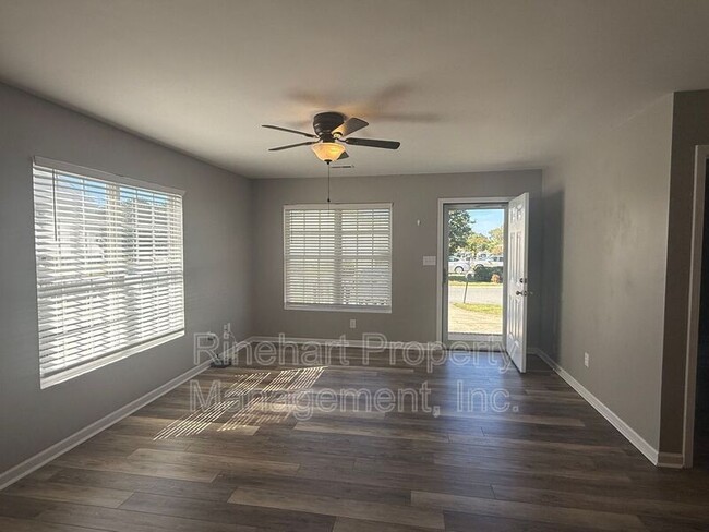 Building Photo - 1022 Cherry Meadow Ln