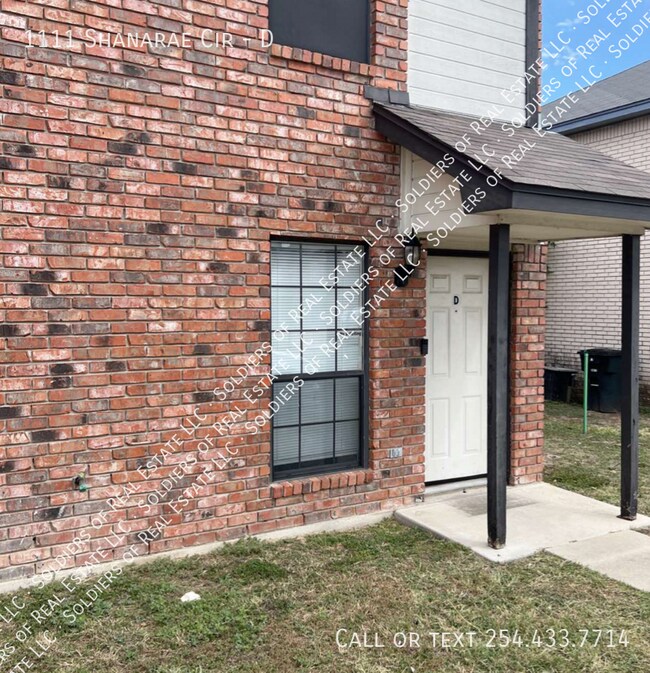 Building Photo - 1111 Shanarae Cir