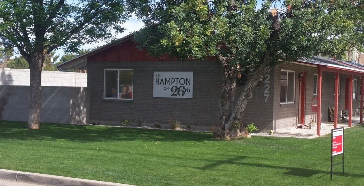 Primary Photo - Hampton on 26th