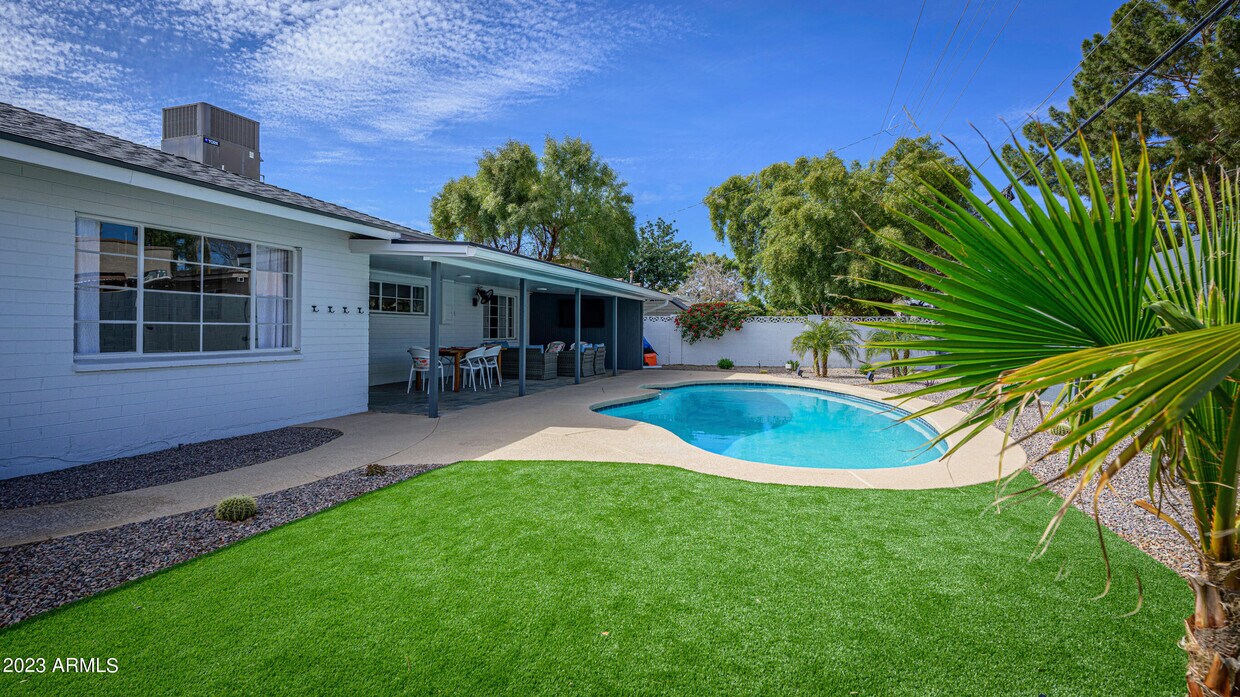 Foto principal - 8240 E Edgemont Ave