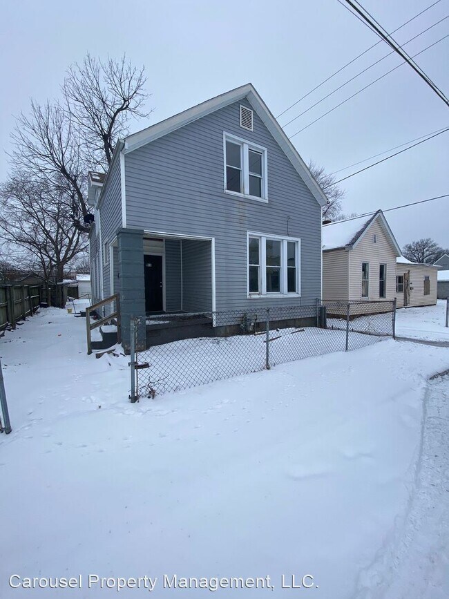 Foto del edificio - 2 br, 1 bath House - 410 W Oregon