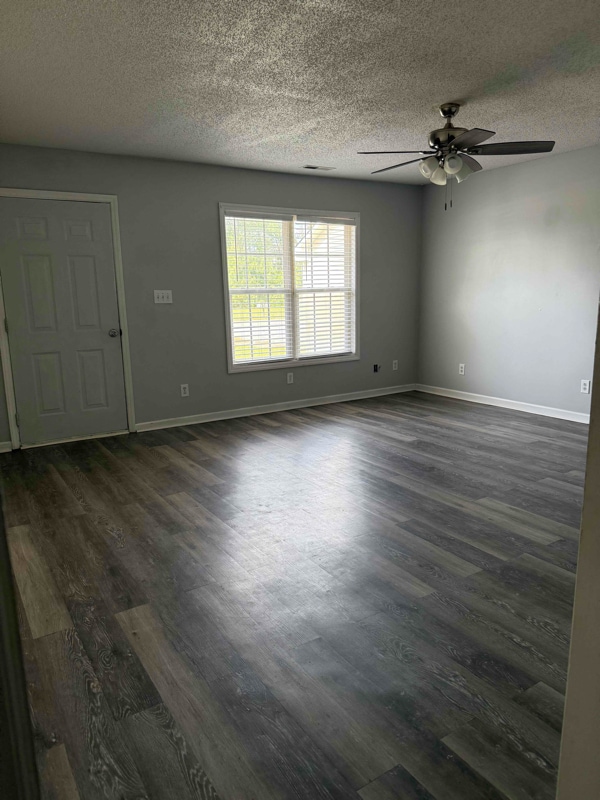 Building Photo - 125 Baileys Park Ln