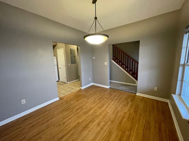 Foto del edificio - 3 bedroom Townhome