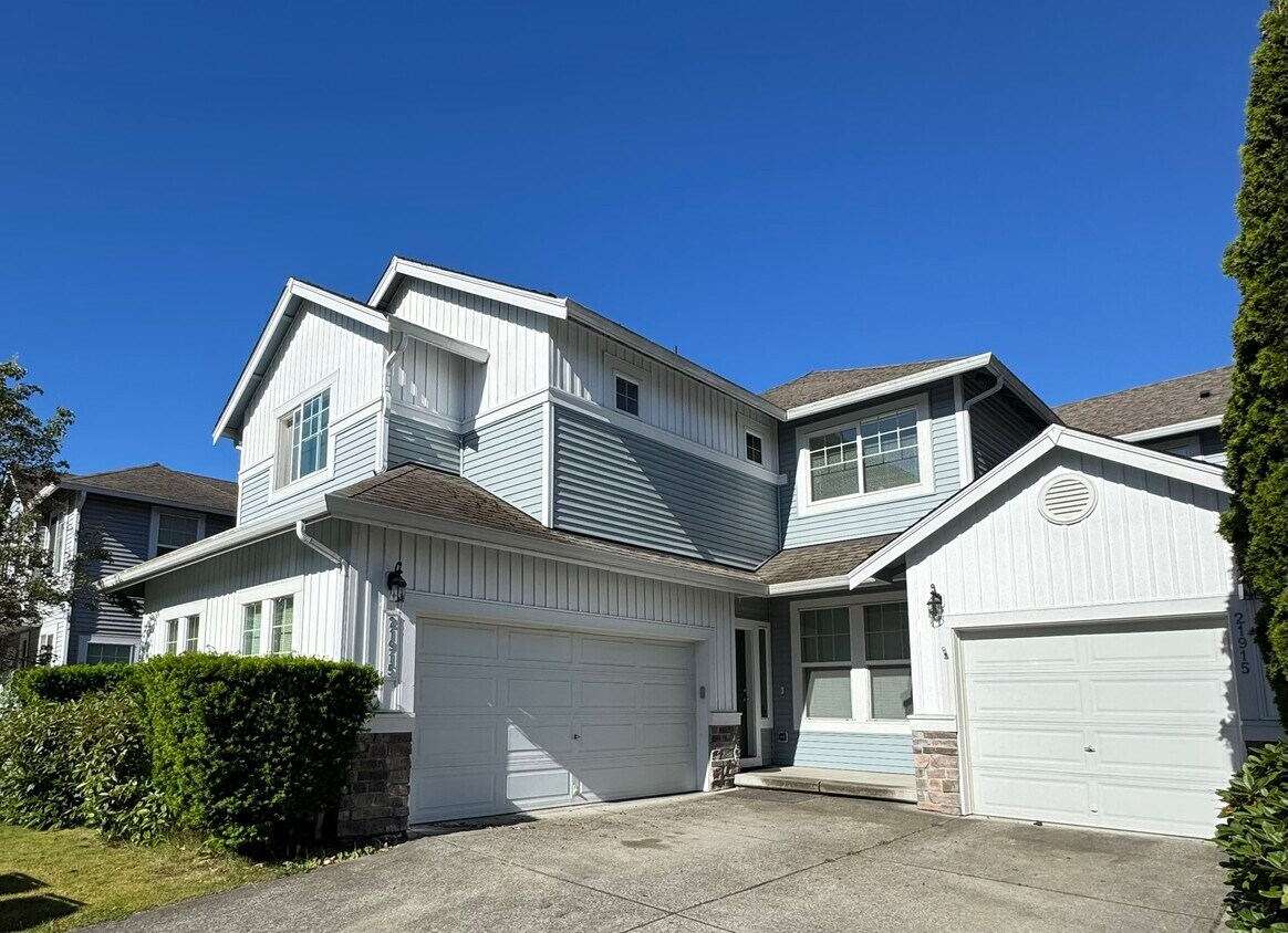 Foto principal - 21915 46th Pl S