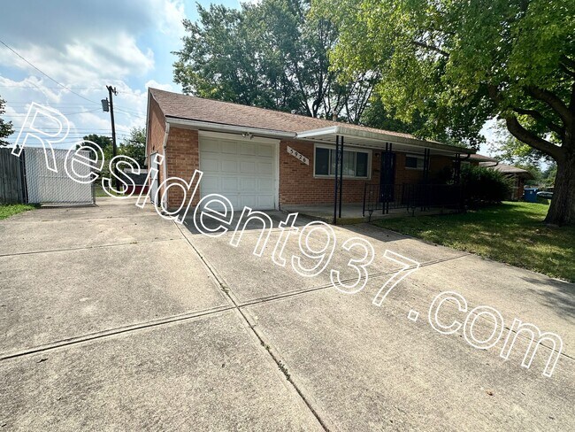 Foto del edificio - 3 Bed 2 bath Home