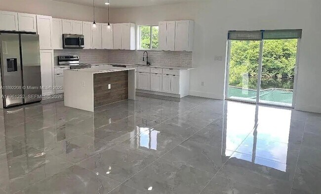 Photo - 655 NW 24th Ave House