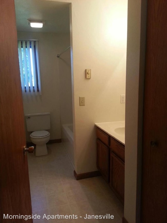 Foto del edificio - 2717 Park Pl Ln