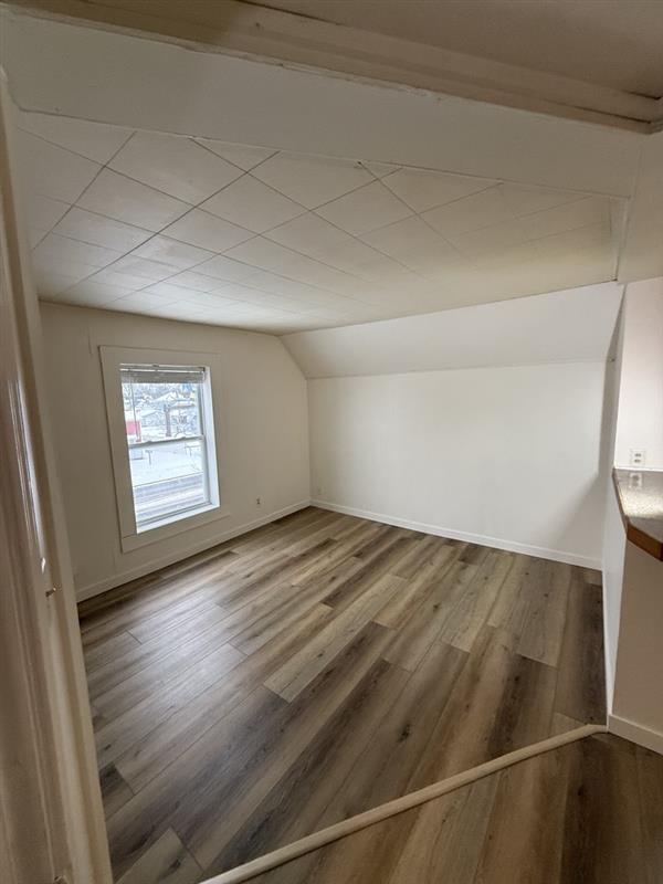 Foto del edificio - 514 E Eighth St