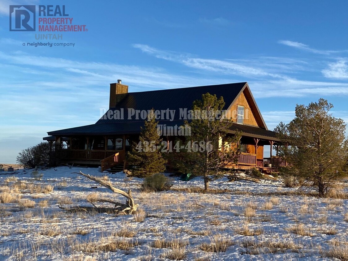 Foto principal - 2 Bedroom 1 Bathroom Cabin Home. DON'T MIS...