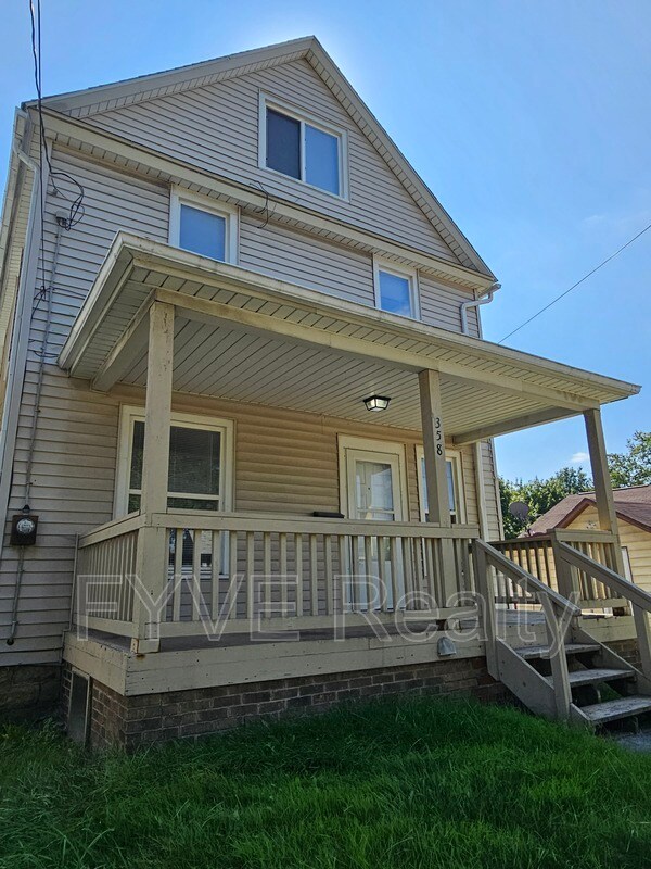 Primary Photo - 358 E Thornton St