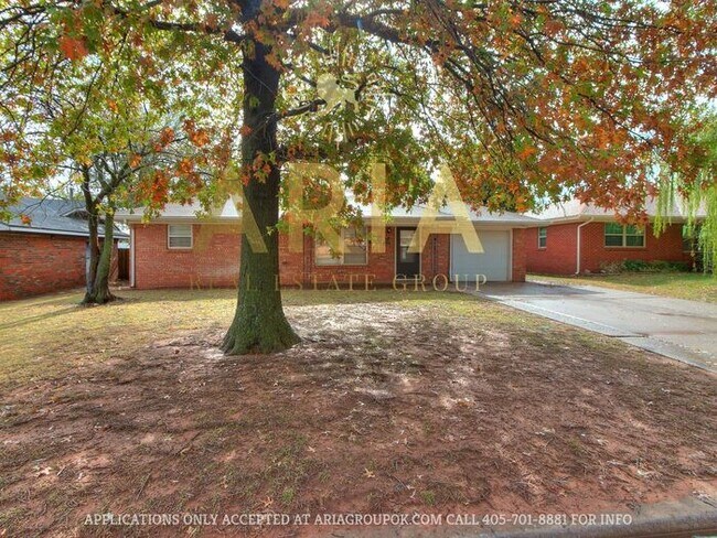Building Photo - AVALABLE NOW! 3 Bed/1 Bath Single Family H...