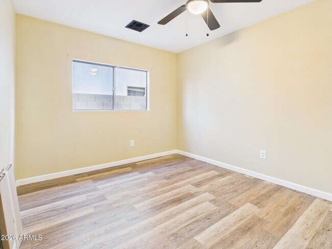 Foto del edificio - 11534 W Bloomfield Rd