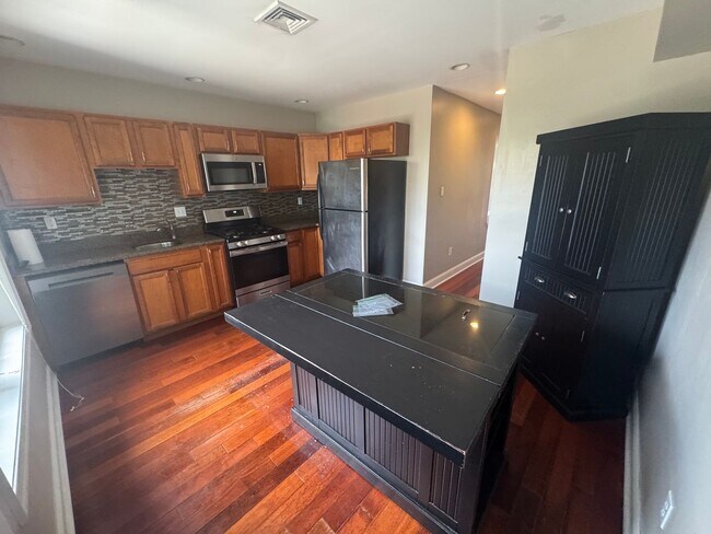Photo - 875 N Lawrence St Townhome