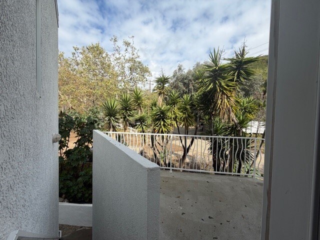 Building Photo - 3709 Las Flores Canyon Rd