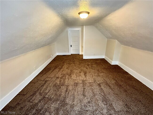 Foto del edificio - 39 N Balch St