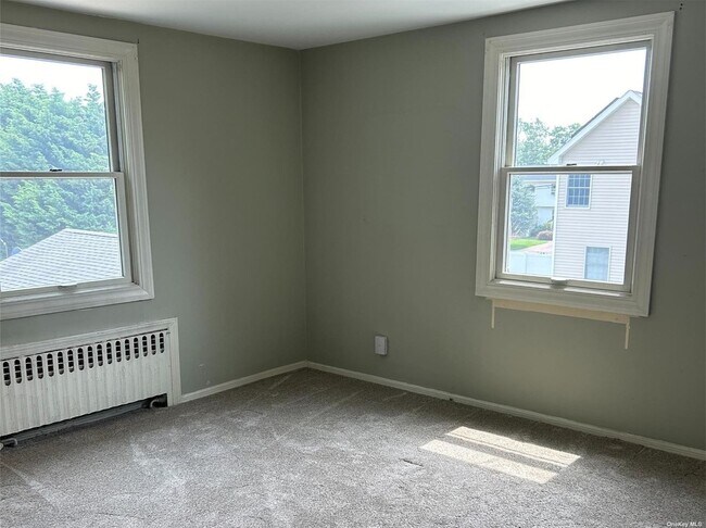 Building Photo - 1007 14th St