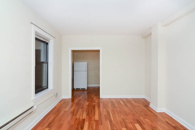 Foto del edificio - 1337 N Dearborn St
