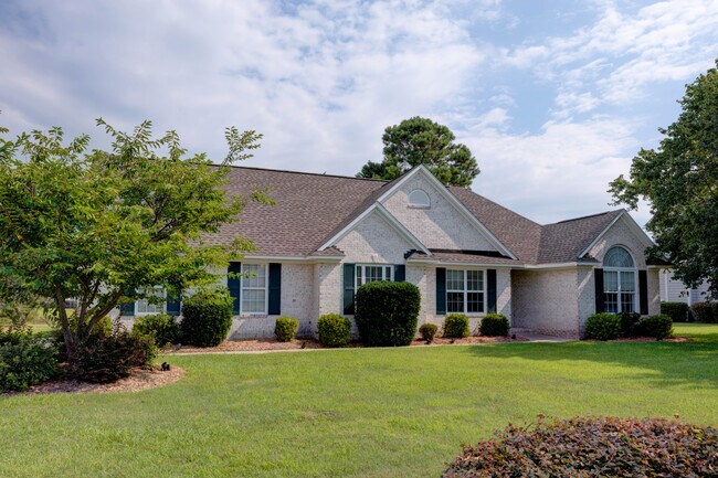 Foto del edificio - 1511 Edgefield Ct