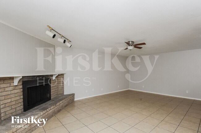 Foto del edificio - 7851 Holly Berry Ct