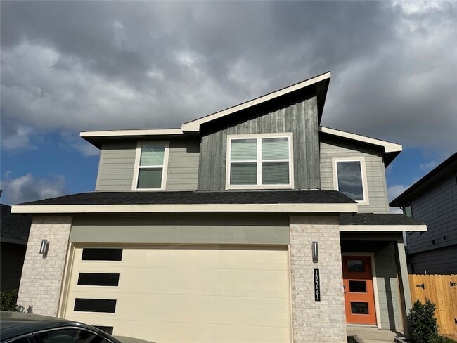 Building Photo - 12721 Oxford Gate Dr