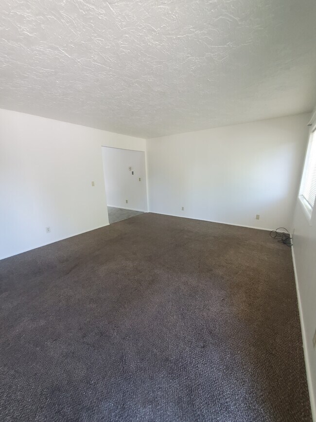 360 W Center St Unit 2, Shelley, ID 83274 Apartments in Shelley, ID