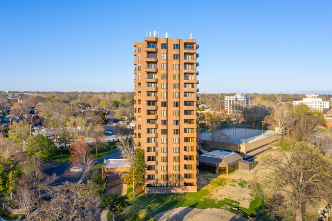 Foto del edificio - The Yorktown